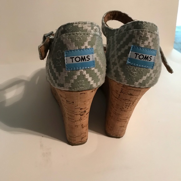 toms | green white tribal pattern textured heels - Picture 5 of 6